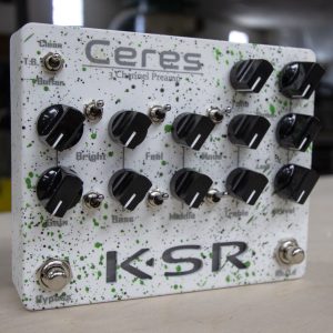 Ceres - White w/ Green Splatter